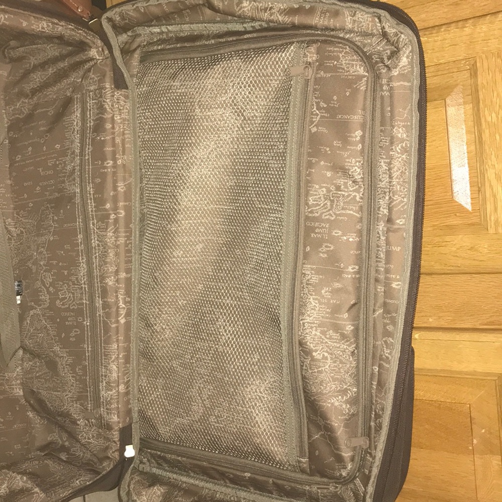 Suitcase - Picture 4 of 4